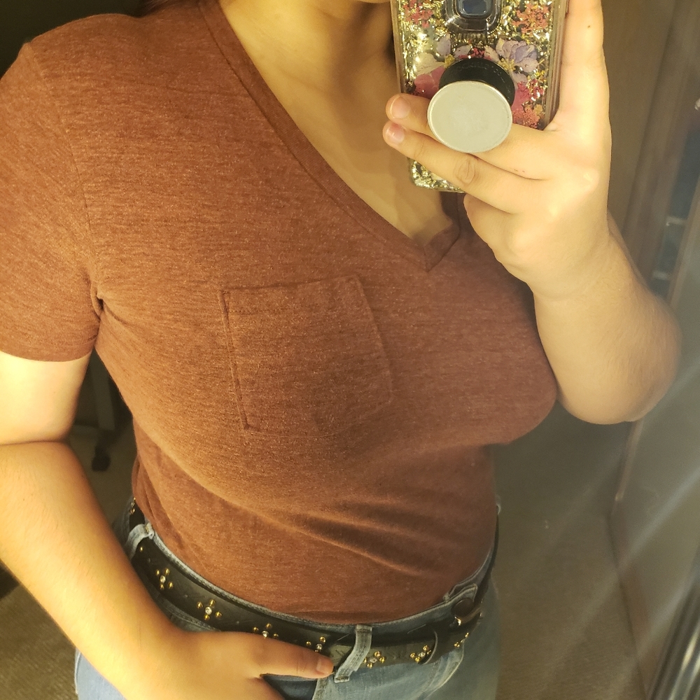 GAP Orange V-neck Tee